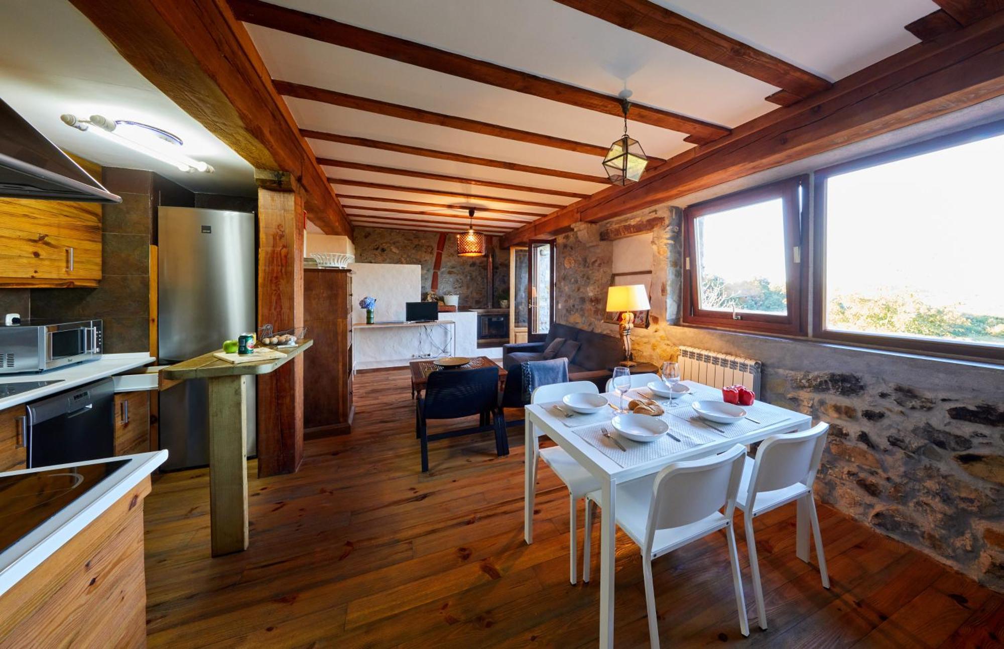 Urain Suites - Apartments At Flysch-Coast 수마이아 외부 사진